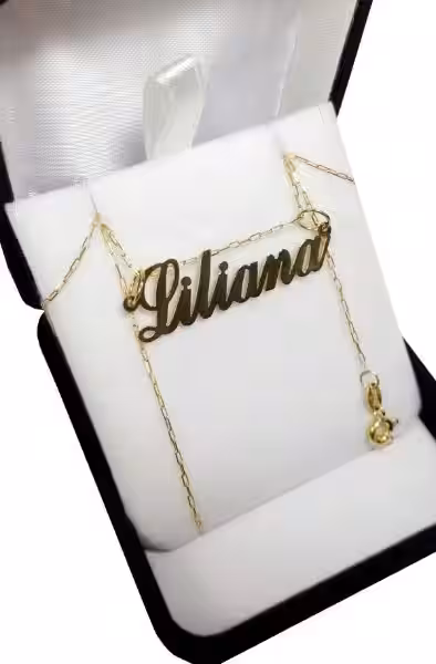 cadena-con-nombre-de-oro-para-mujer